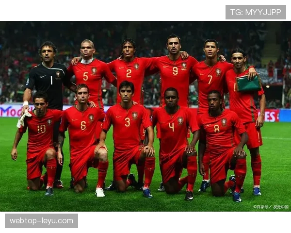 年轻球星闪耀绿茵场，状态回暖引爆全球媒体关注