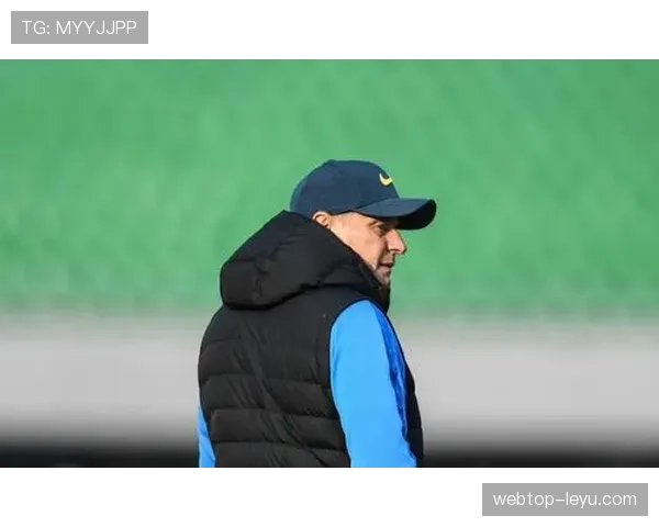 塞尔维亚主帅斯托伊科维奇展望国家队未来，状态回暖成关注焦点