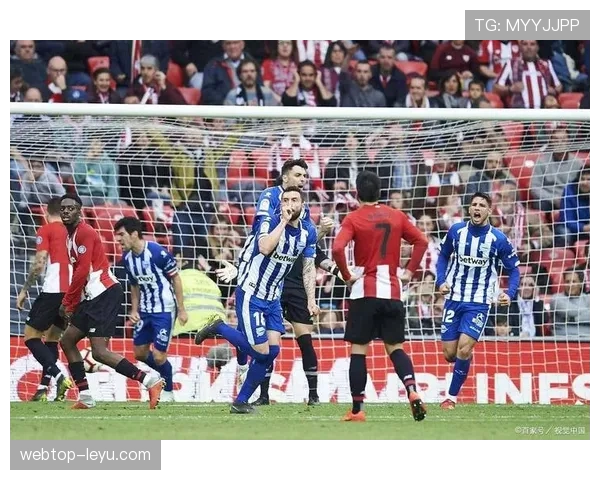 雷阿布·詹姆斯表现稳健，助球队提升英超竞争力